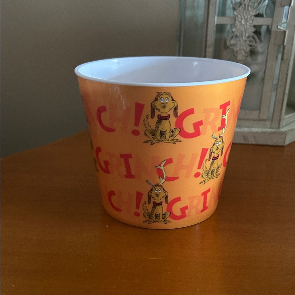 Grinch party Cup
